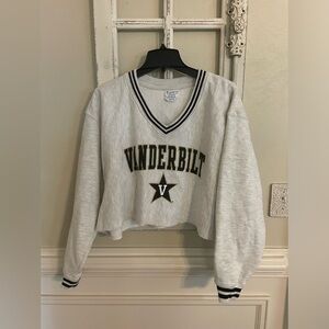 Vanderbilt University , crop ,  V neck Champion  sweatshirt sz XL